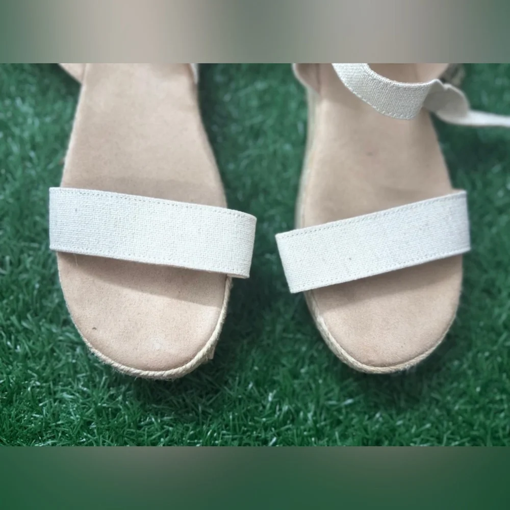 Old Navy‎ Women's Cream Espadrilles Size 9